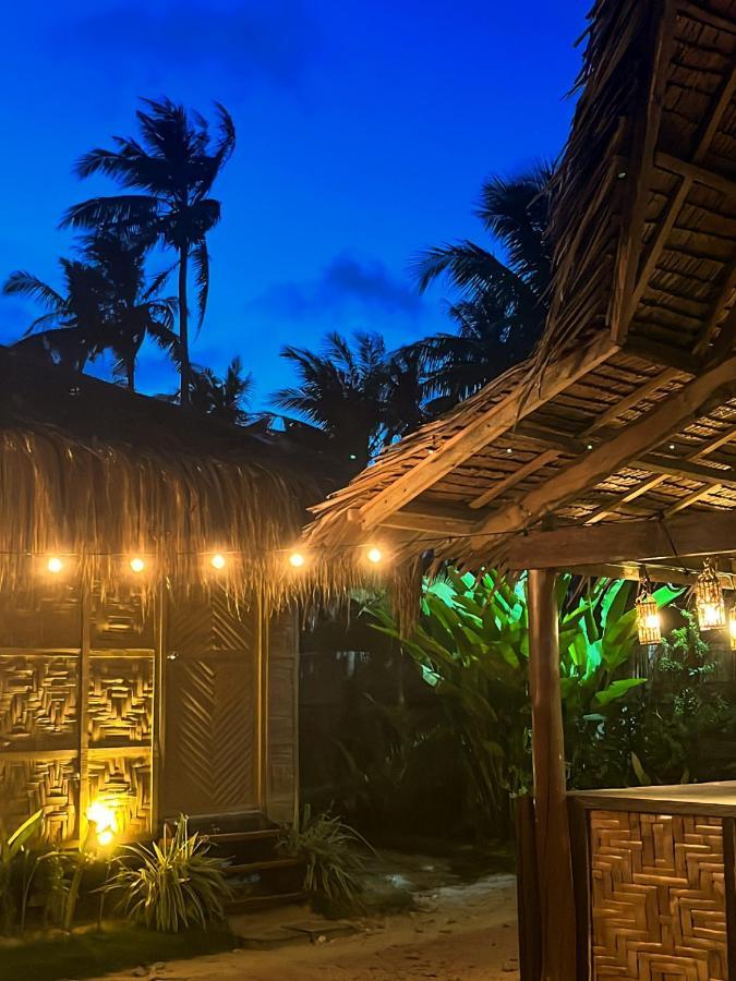Siargao Tropic Hostel 卢纳将军城 外观 照片