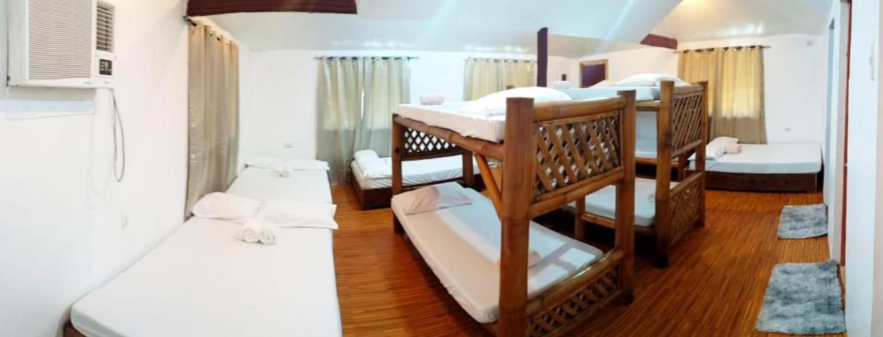 Siargao Tropic Hostel 卢纳将军城 外观 照片
